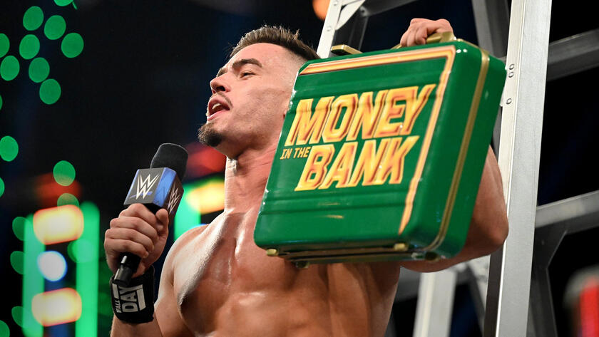 Who is 2022 MITB winner?