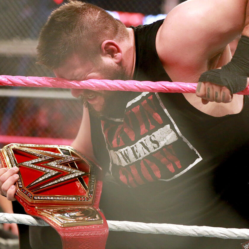 Rollins in unable to overcome the dual assault from Jericho and Owens, allowing the champion to to retain the title. 