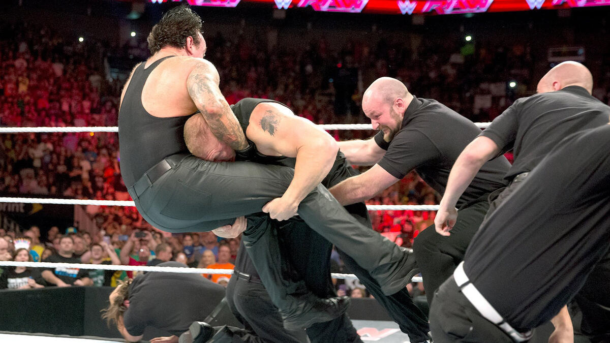 brawls-that-needed-backup-wwe