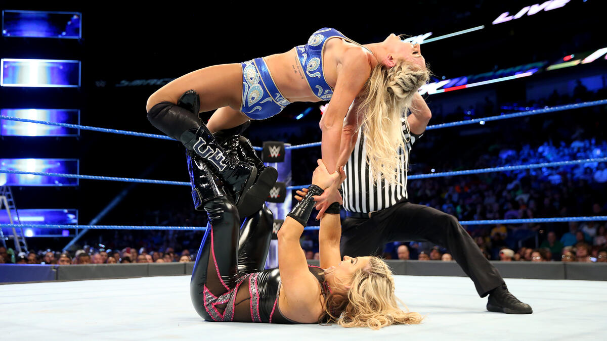 Charlotte Flair vs. Natalya: SmackDown LIVE, June 13, 2017 | WWE