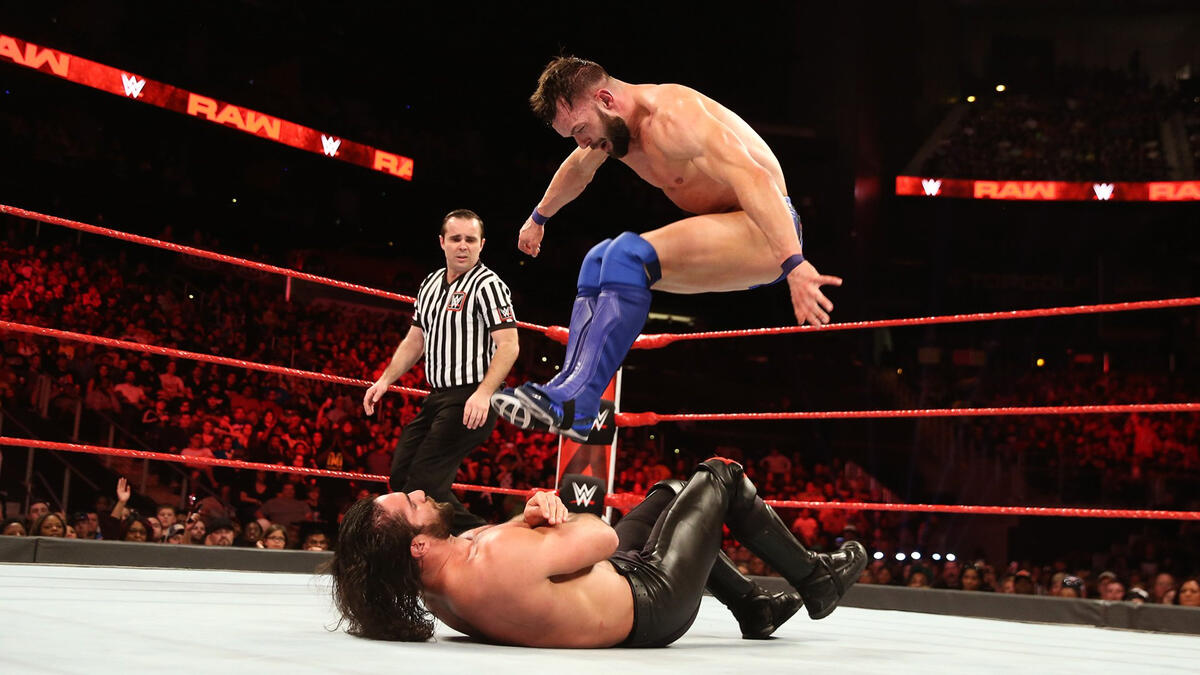 Seth Rollins vs Finn Bálor Raw April WWE