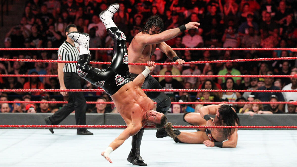 Seth Rollins vs. Dolph Ziggler & Drew McIntyre - 1-on-2 Handicap Match ...