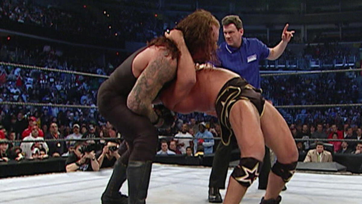 Kurt Angle vs. The Undertaker - World Heavyweight Championship Match ...