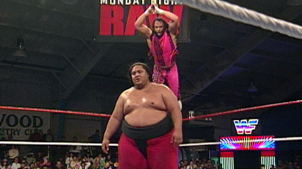 WWF Yokozuna vs Crush - WWE Monday Night Raw - Luta Livre