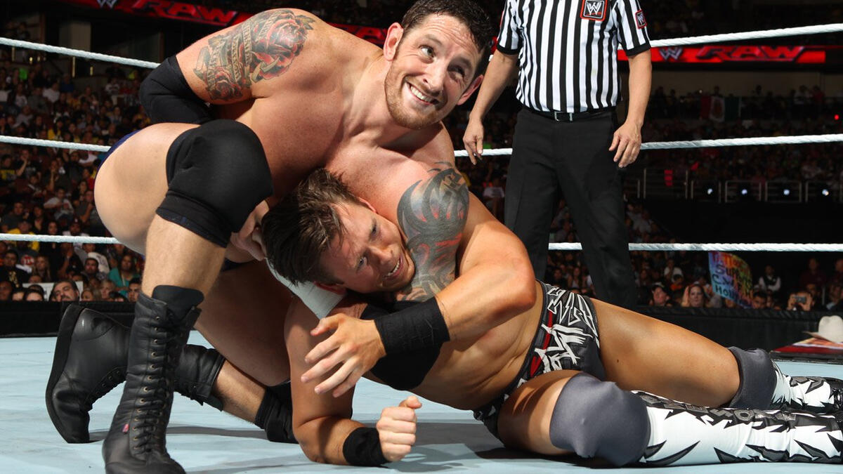 The Miz vs. Wade Barrett: Raw, August 19, 2013 | WWE