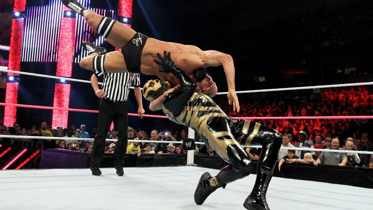 John Cena, Cody Rhodes & Goldust vs. Damien Sandow & The Real Americans ...