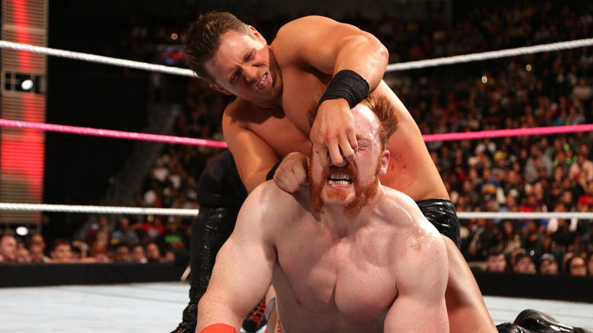 Sheamus vs. The Miz: Raw, Oct. 6, 2014 | WWE