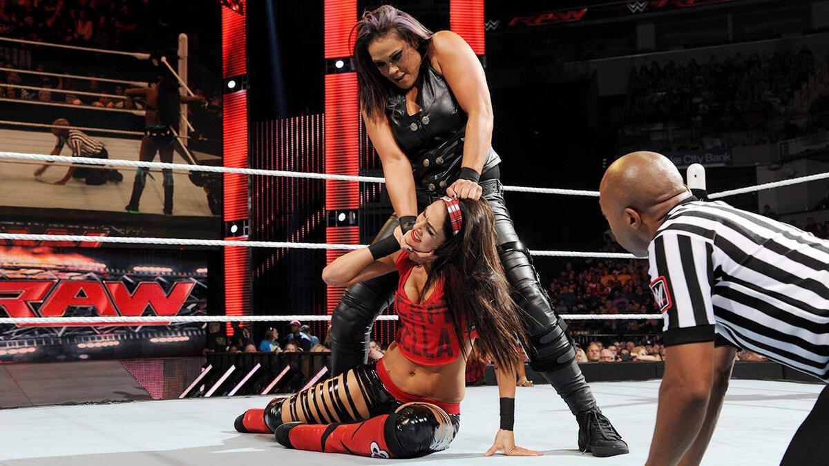 Naomi & Tamina vs. The Bella Twins: Raw, June 22, 2015 | WWE