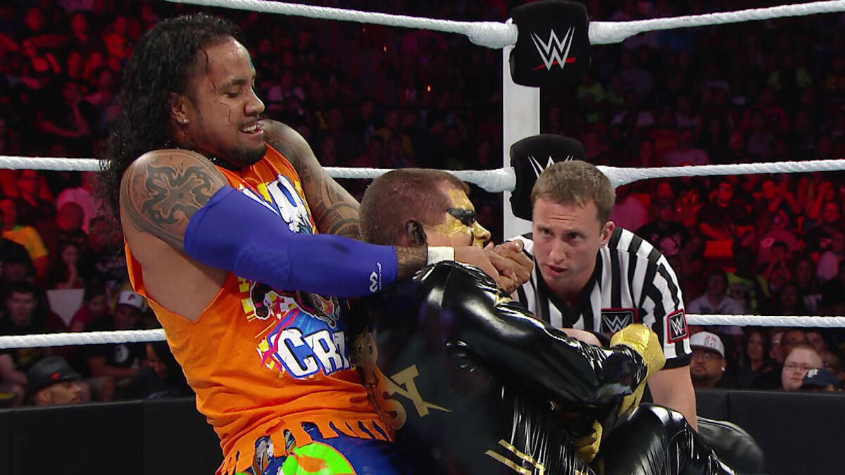 Highlights From The Usos Match On Raw Against Stardust & Goldust: WWE ...