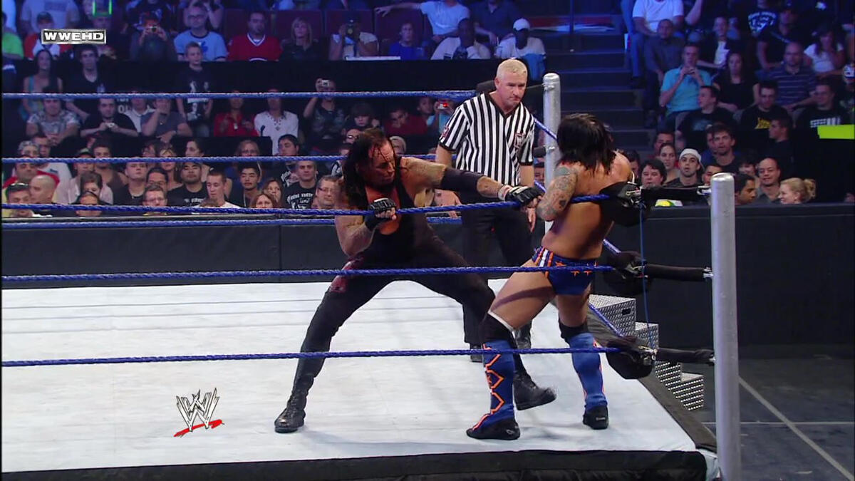 The Undertaker vs. CM Punk - World Heavyweight Championship Submission  Match: Breaking Point 2009