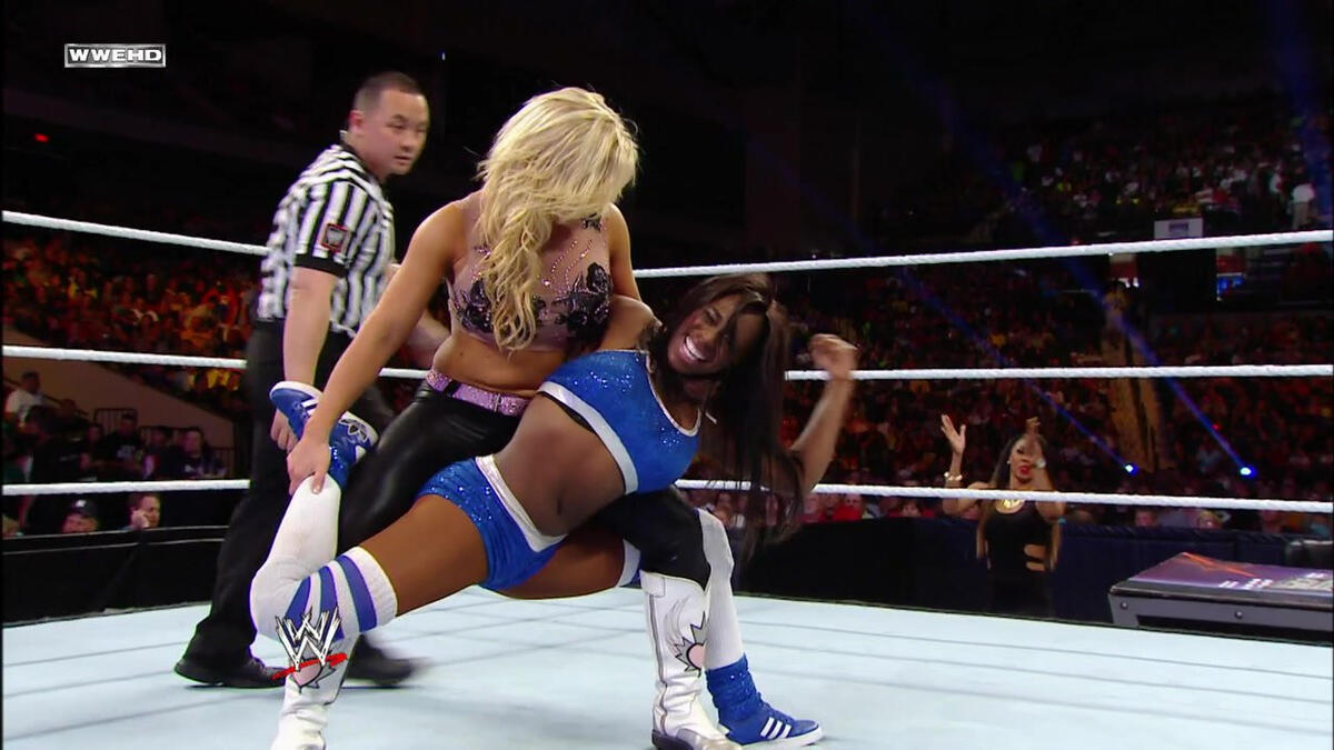 Natalya Vs Naomi Wwe Superstars July 5 2013 Wwe 1527