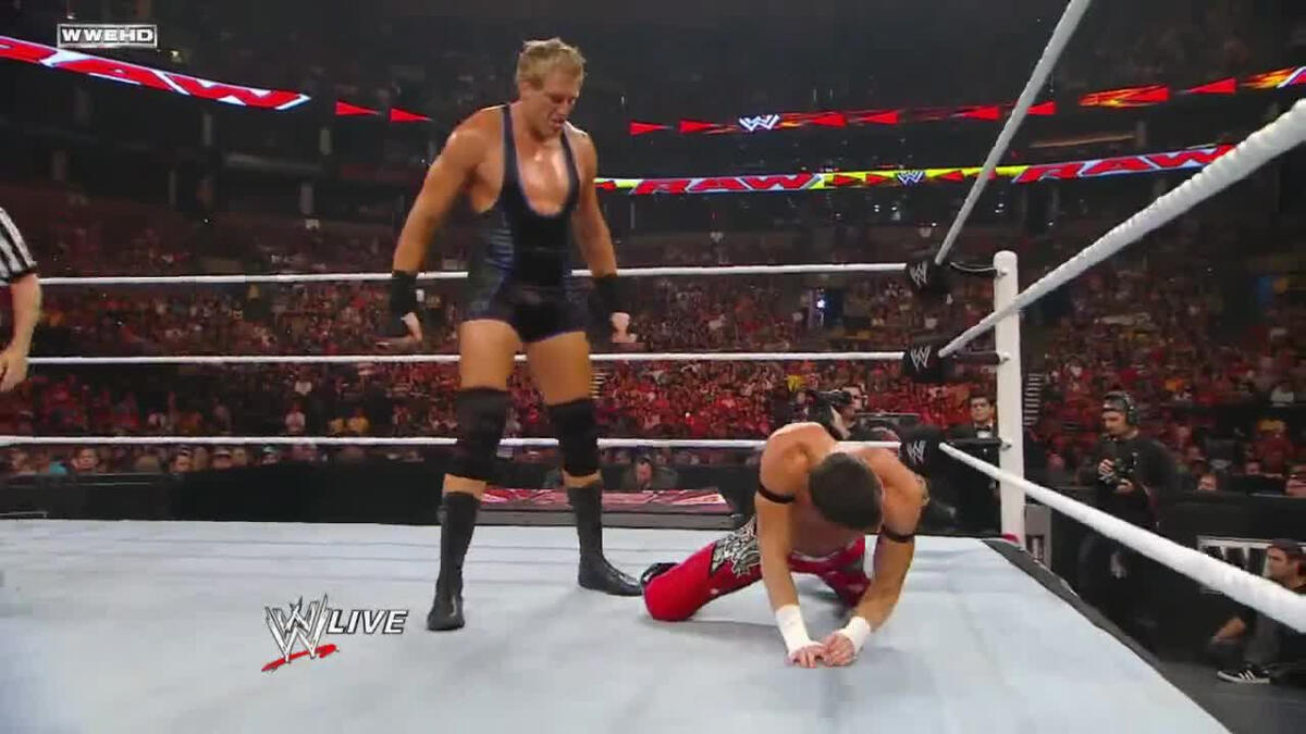 Raw: Evan Bourne vs. Jack Swagger | WWE