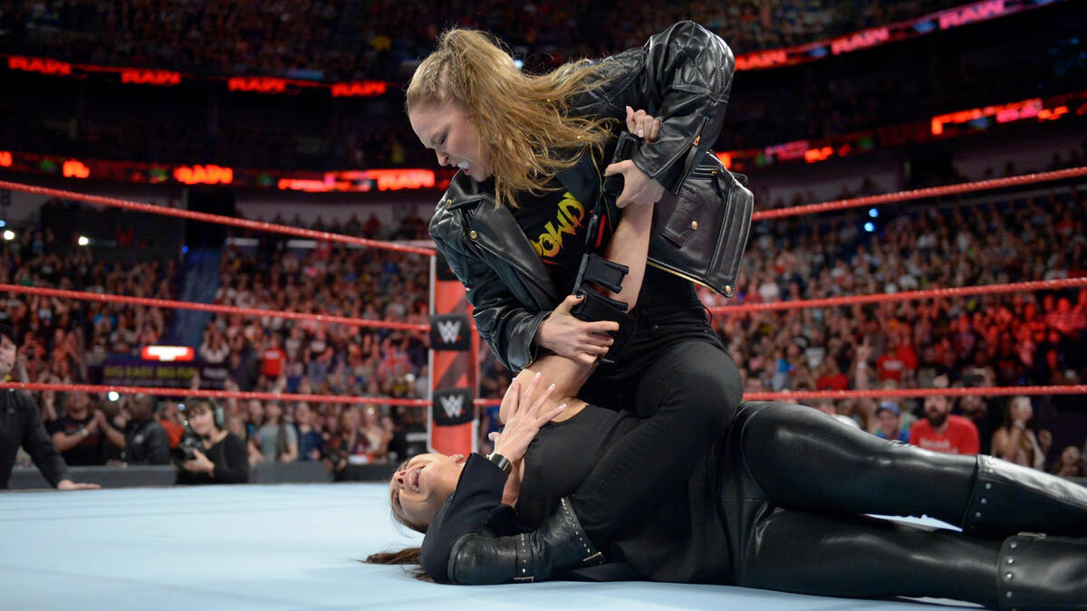 Ronda Rousey's Painful Response To Stephanie McMahon On Raw: Wal3ooha ...