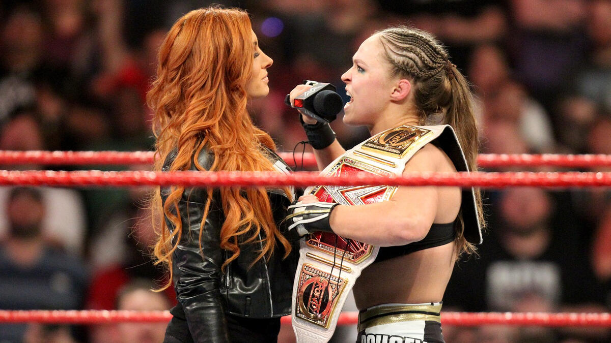 WWE News: Becky Lynch Trashes Ronda Rousey on Twitter, Note on