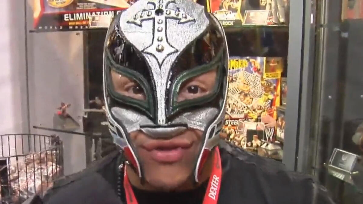 Superstars and Divas experience the sights and sounds of Comic-Con ...