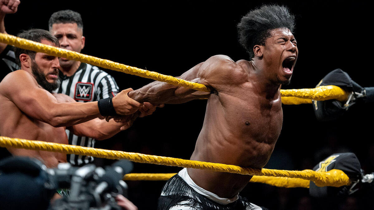 Johnny Gargano vs. Velveteen Dream - NXT North American Championship ...