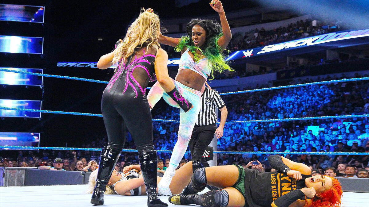 Becky Lynch & Naomi vs. Natalya & Alexa Bliss: SmackDown Live, Aug. 30 ...