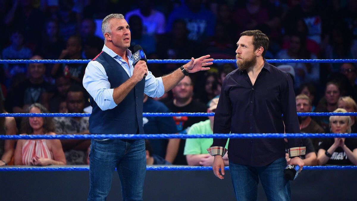 SmackDown LIVE Commissioner Shane McMahon and General Manager Daniel ...