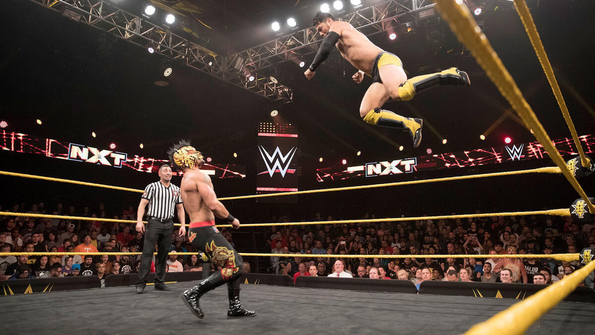 Hideo Itami vs. Lince Dorado: WWE NXT, Sept. 28, 2016 | WWE