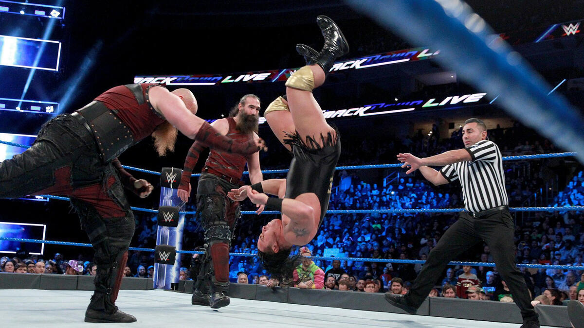 The Bludgeon Brothers vs. local competitors: SmackDown LIVE, Jan. 30 ...