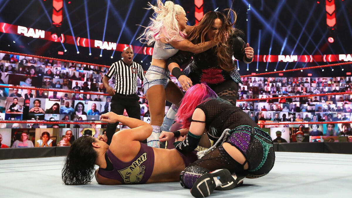 Asuka, Mandy Rose & Dana Brooke Vs. Nia Jax, Shayna Baszler & Lana: Raw ...