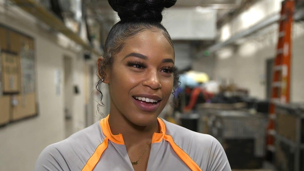 Bianca Belair predicts the Universal Title Match winner: WWE Network ...