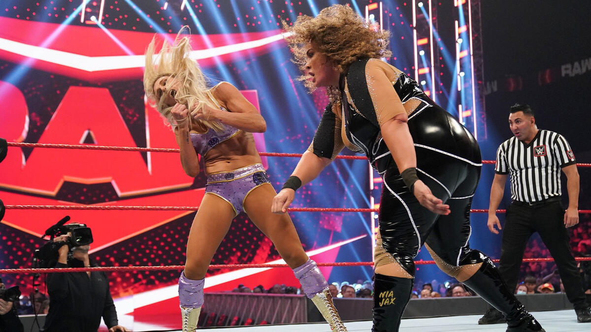 Wwe Nia Jax Xxx - Charlotte Flair vs. Nia Jax: Raw, Aug. 30, 2021 | WWE