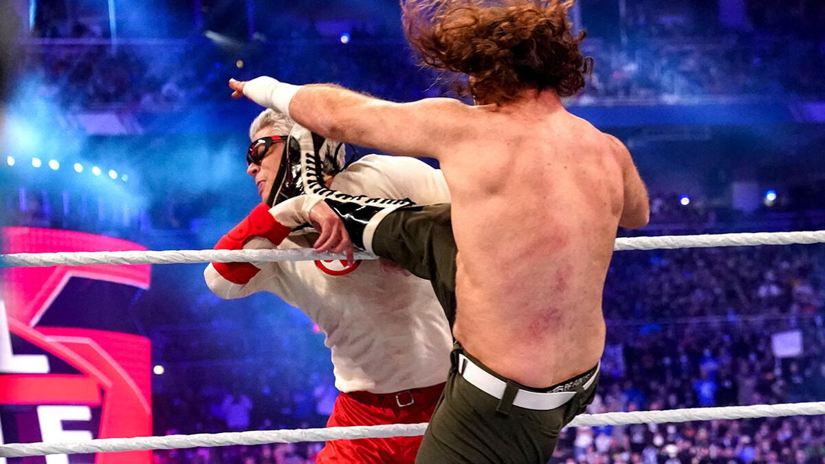 Sami Zayn eliminates Johnny Knoxville Royal Rumble 2022 (WWE Network