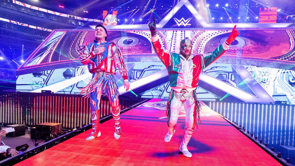 Rey Mysterio’s 20th Anniversary Highlights Blockbuster Raw At Msg: Wwe 