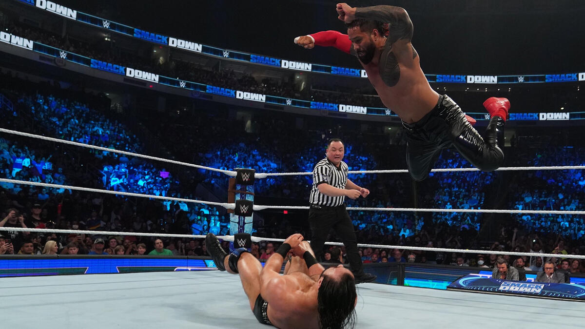 Drew McIntyre & Madcap Moss vs. The Usos: SmackDown, Aug. 12, 2022 | WWE