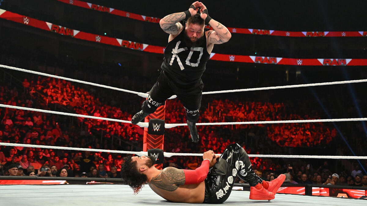 Kevin Owens vs. Jey Uso: Raw, Aug. 29, 2022 | WWE