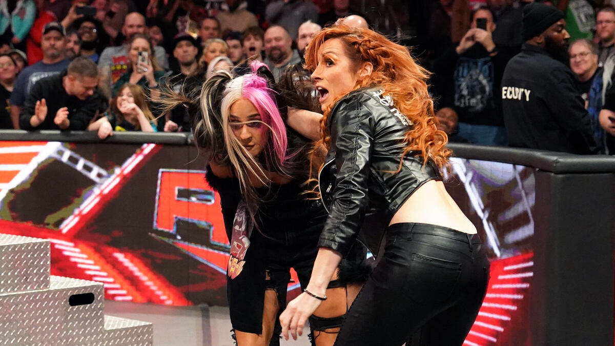 Becky Lynch Deletes Tweet Justifying Her DQ Win at WWE Extreme