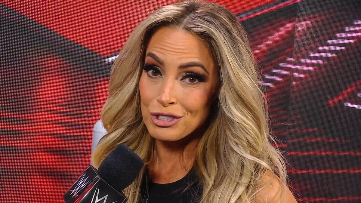 Becky Lynch not coming to RAW per Twitter; Trish Stratus