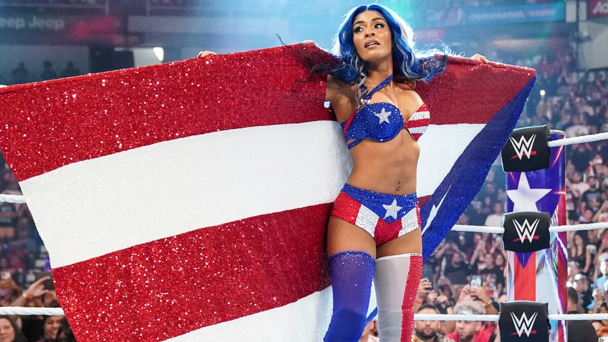 Zelina Vega makes an emotional entrance honoring Puerto Rico WWE