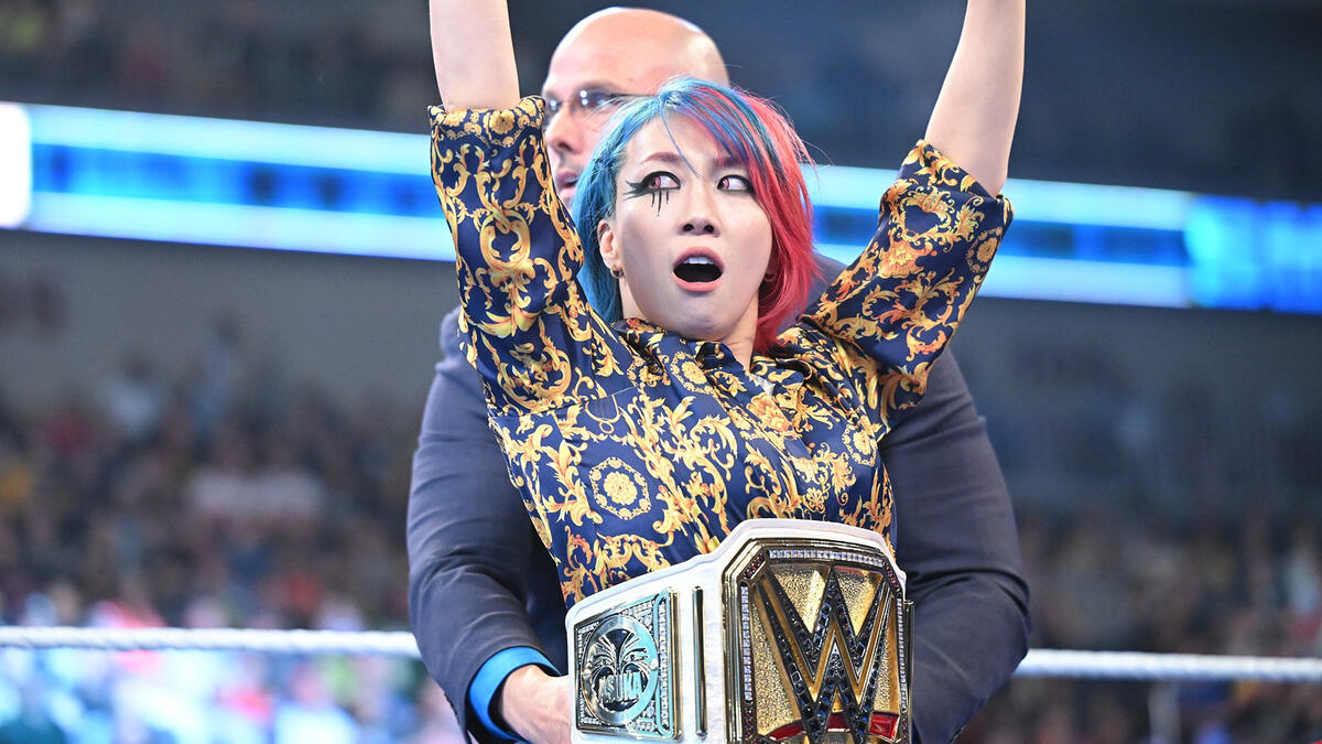 Asuka Presented With New Wwe Womens Championship Wwe