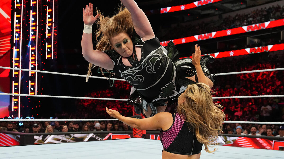 An entranced Nikki Cross abandons Natalya against Piper Niven & Chelsea ...