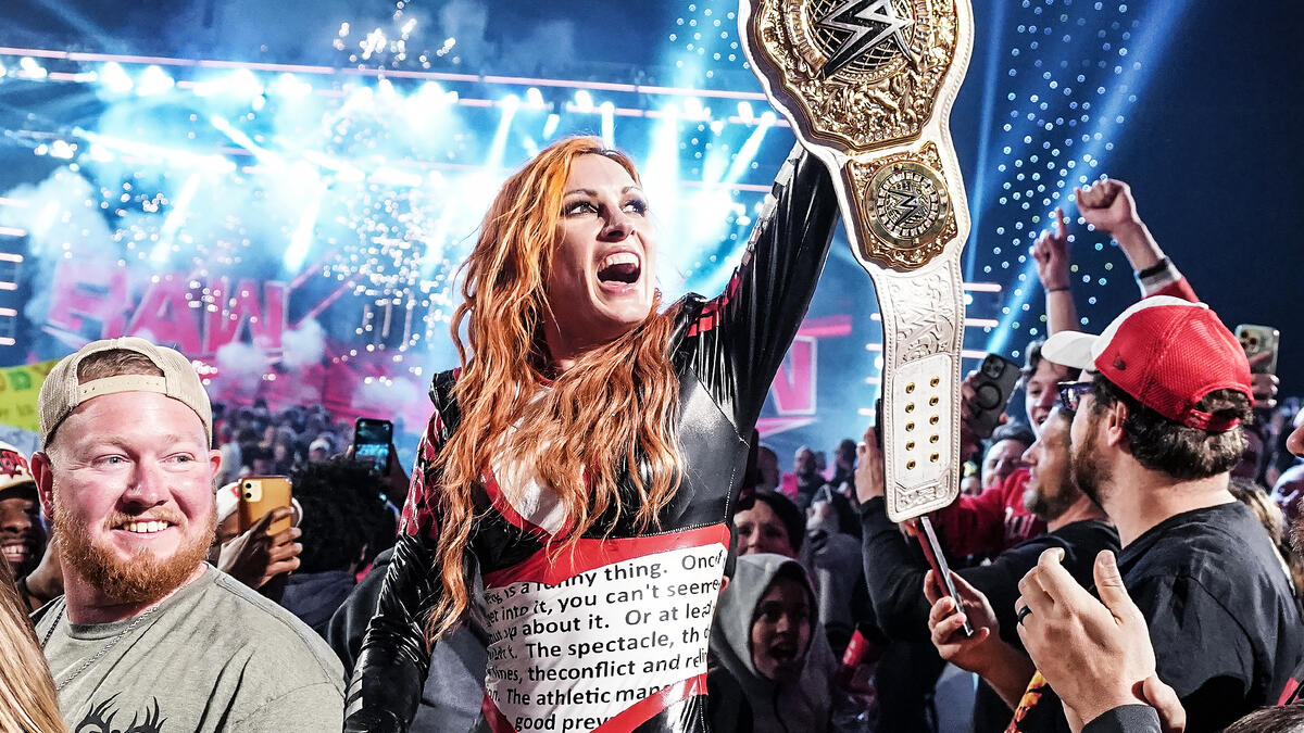 Becky Lynch celebrates her Women’s World Title victory: Raw highlights ...