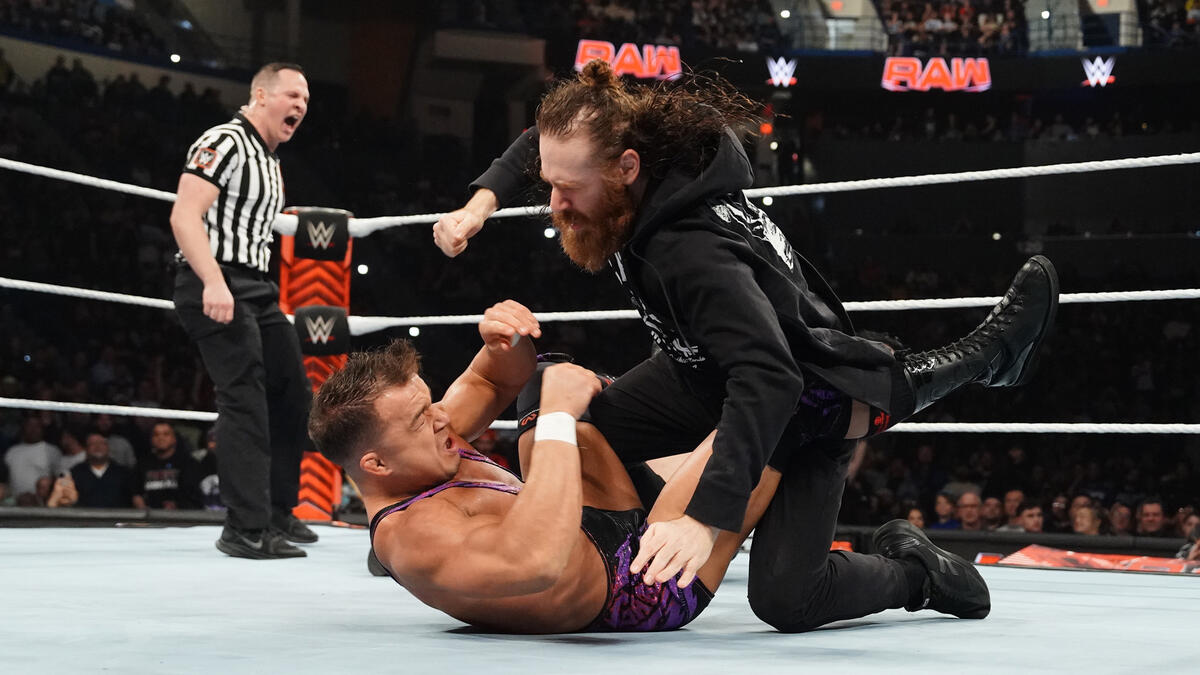 Sami Zayn incites brawl during “Big” Bronson Reed vs. Chad Gable: Raw ...