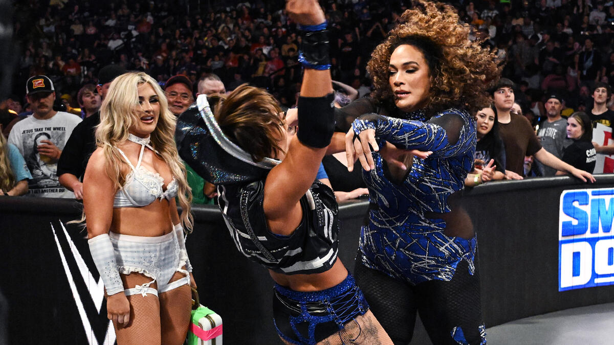 Tiffany Stratton and Nia Jax give Michin a pre-match beatdown ...