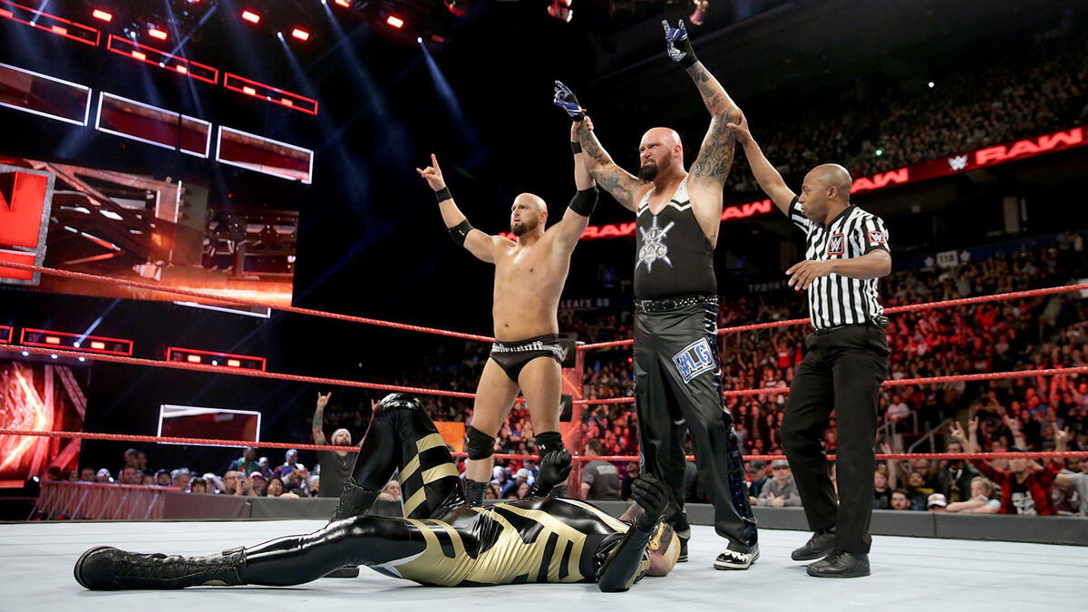 Luke Gallows And Karl Anderson Def The Golden Truth To Become No 1 Contenders To The Raw Tag 