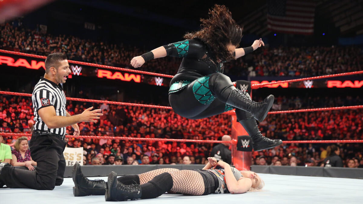 Nia Jax vs. Scarlett: photos | WWE