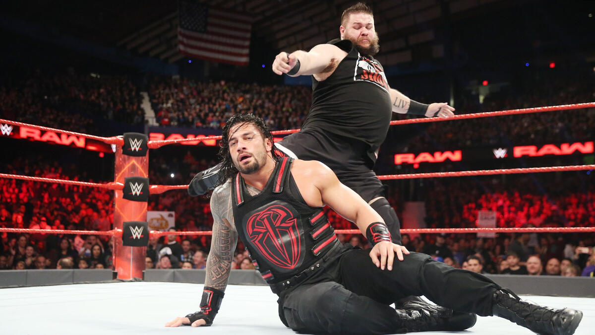 Roman Reigns vs. Kevin Owens – United States Championship Match: photos ...