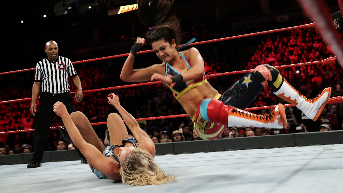 Raw Womens Champion Bayley Def Charlotte Flair Wwe