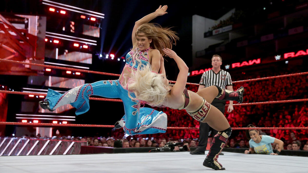 Mickie James vs. Alexa Bliss: photos | WWE