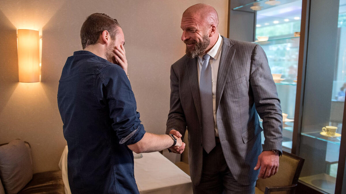 Heroic London police officer meets Triple H: photos | WWE