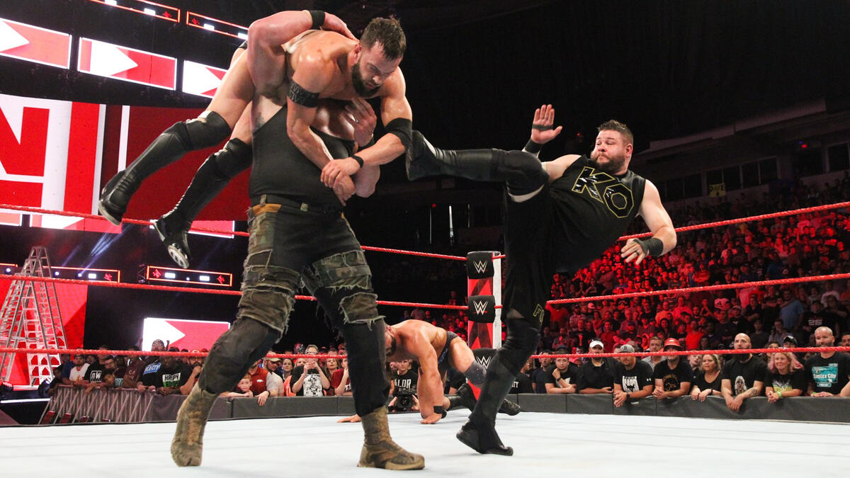 Braun Strowman vs. Finn Bálor vs. Bobby Roode vs. Kevin Owens – Fatal 4 ...