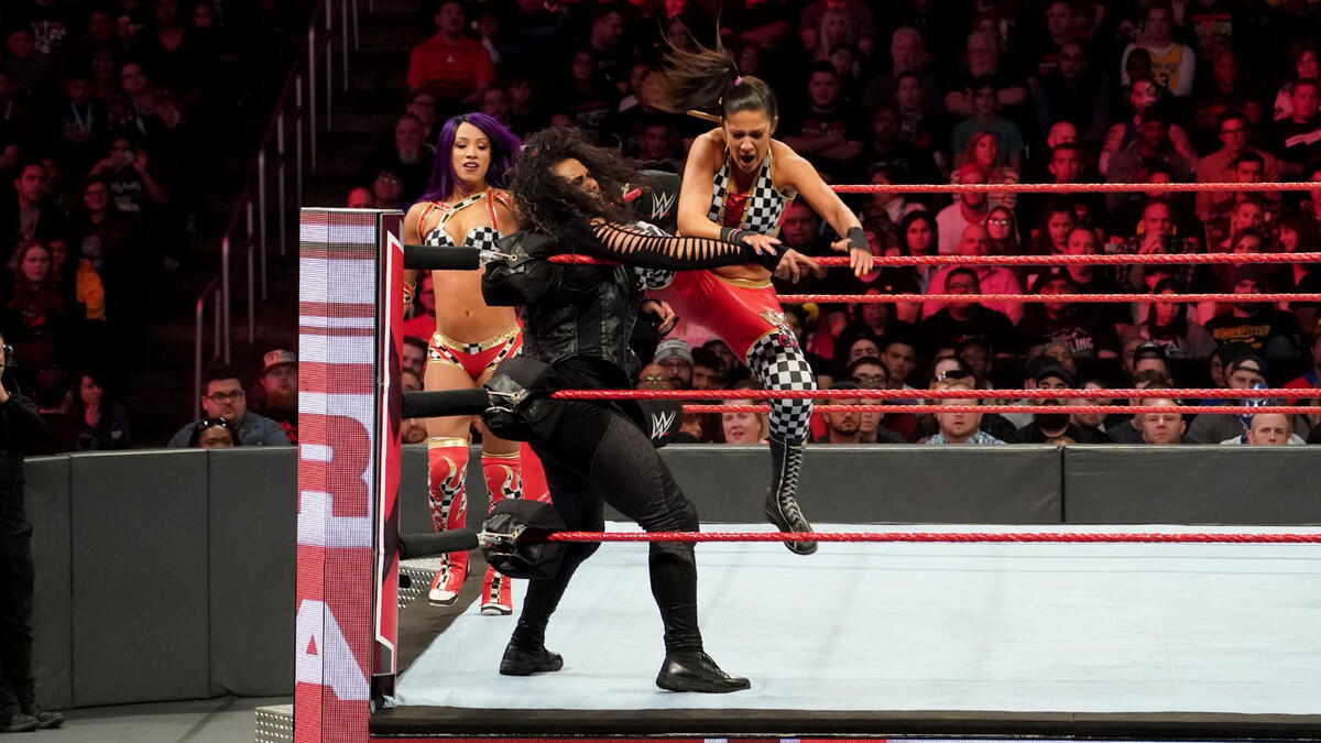 Sasha Banks & Bayley vs. Nia Jax & Tamina: photos | WWE