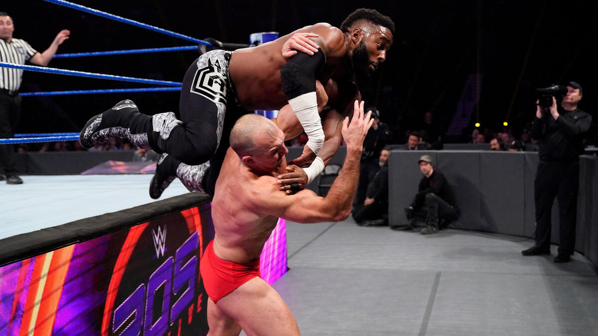 Oney Lorcan def. Cedric Alexander  WWE