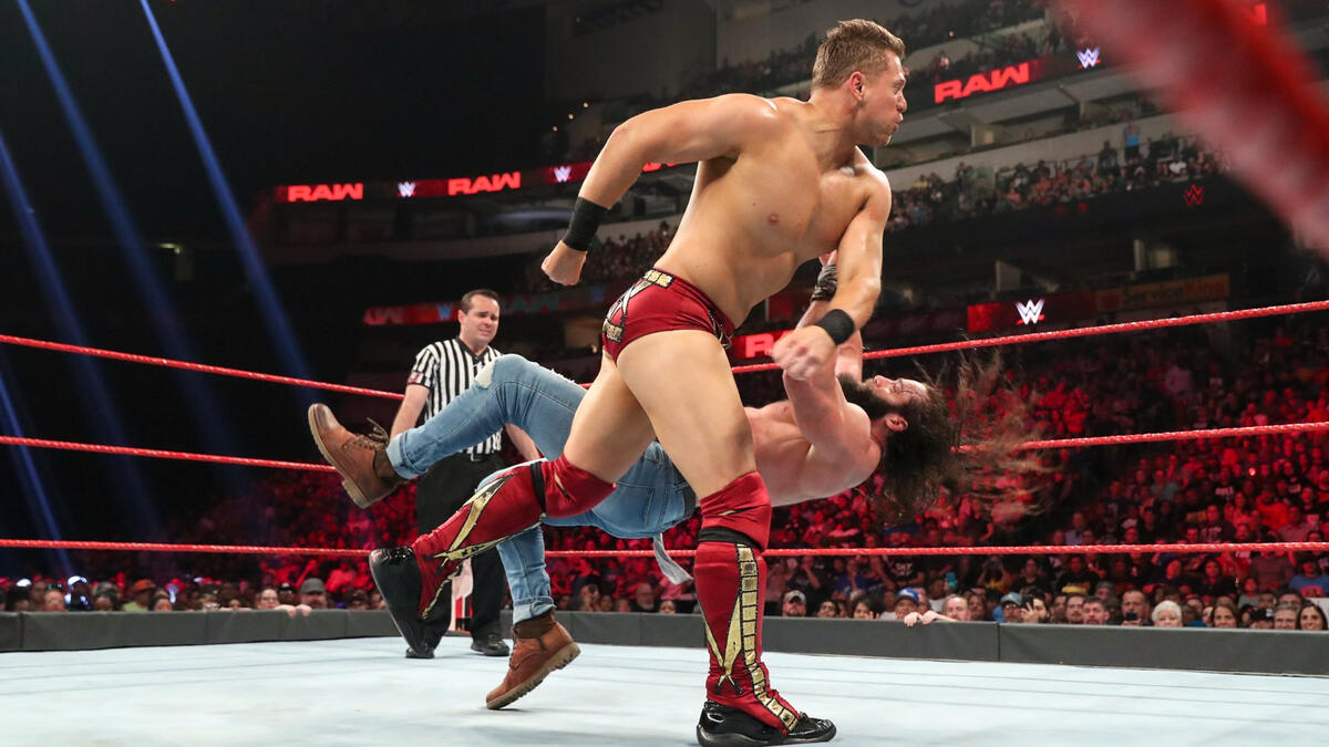 The Miz Vs. Elias – 2-out-of-3 Falls Match: Photos 