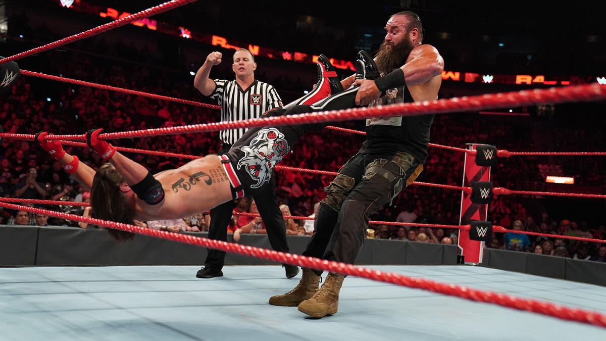 AJ Styles vs. Braun Strowman – United States Championship Match: photos ...